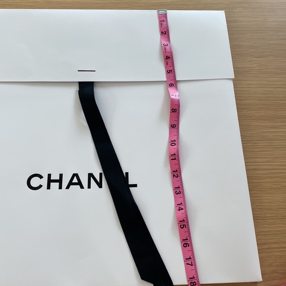 Chanel Box Bag - Picture 4 of 4